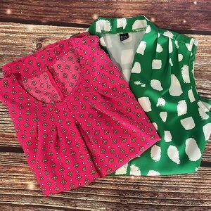 Lot of 2 sleeveless blouses. Sz sm/med